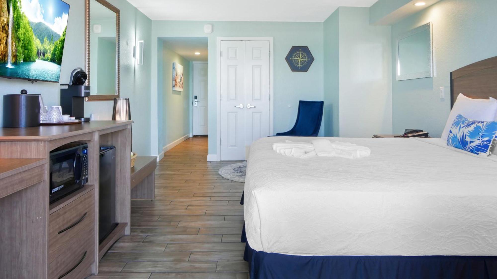 Boardwalk Inn And Suites Daytona Beach Exterior photo