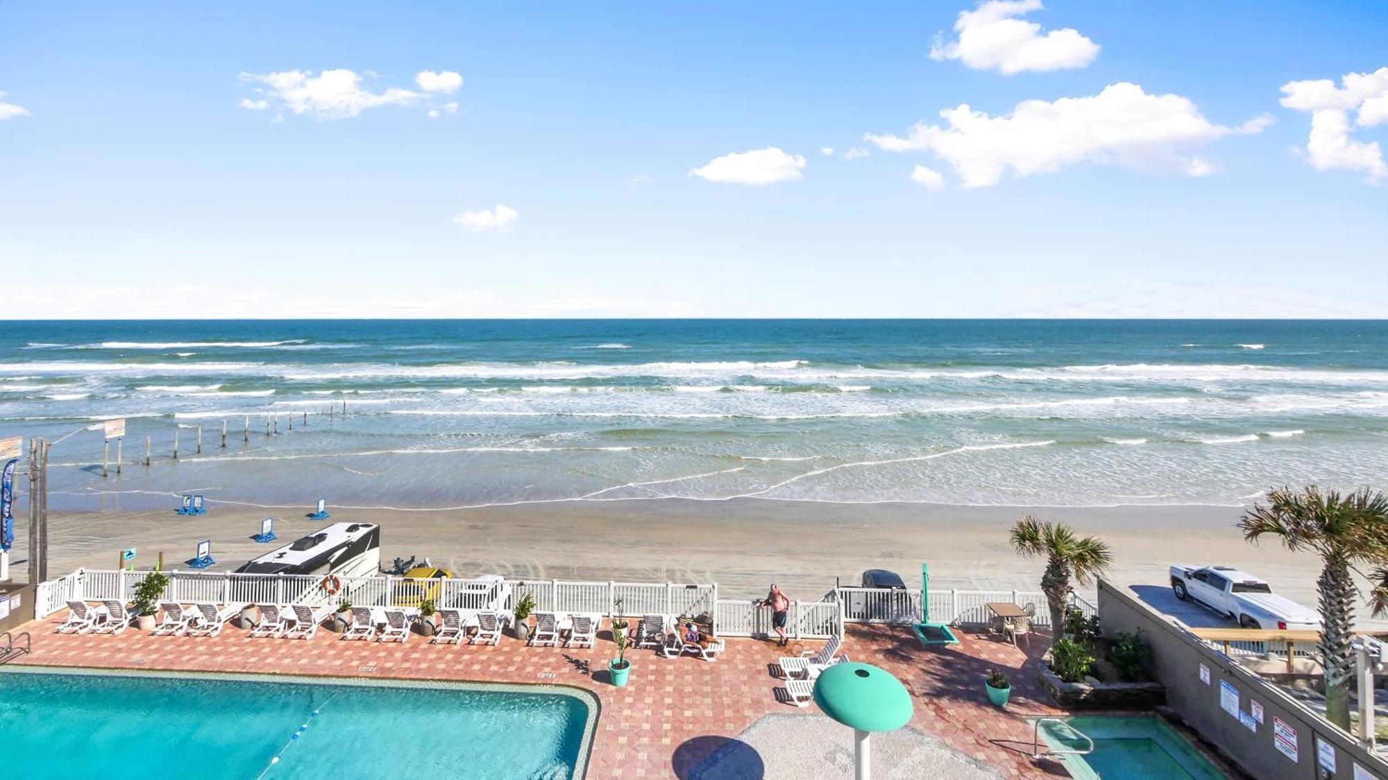 Boardwalk Inn And Suites Daytona Beach Exterior photo